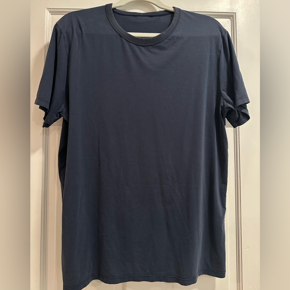 Lululemon athletica Men’s t shirt | navy blue | XL | VGUC
